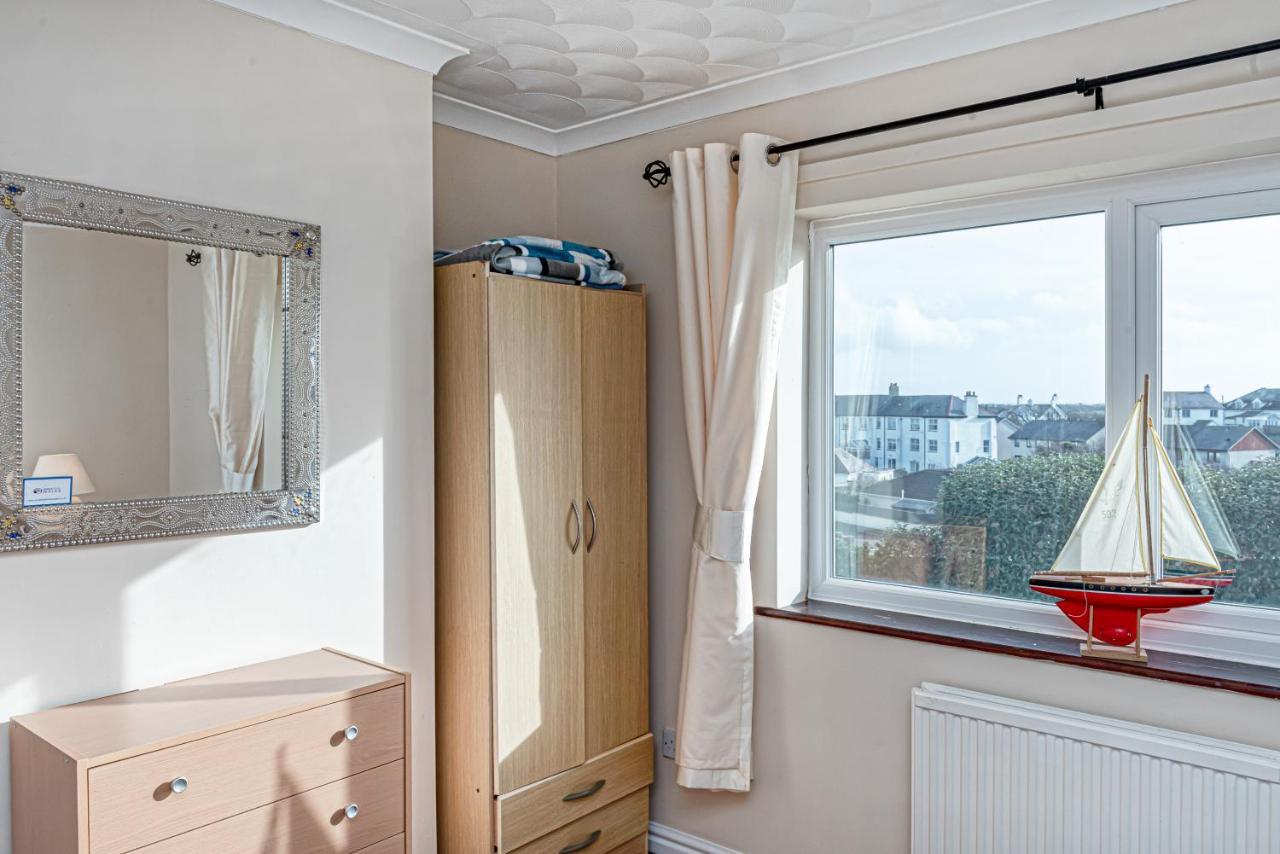 Trearddur Bay - Home With A View And Hot Tub - Sleeps 10 Exteriér fotografie