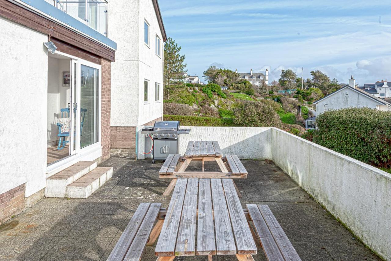 Trearddur Bay - Home With A View And Hot Tub - Sleeps 10 Exteriér fotografie